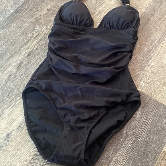 Bia Tube One Piece by Vix Paula Hermanny - Picture 5 of 11